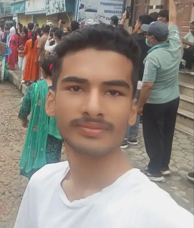 सतीश