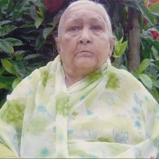नैनकला निरौला