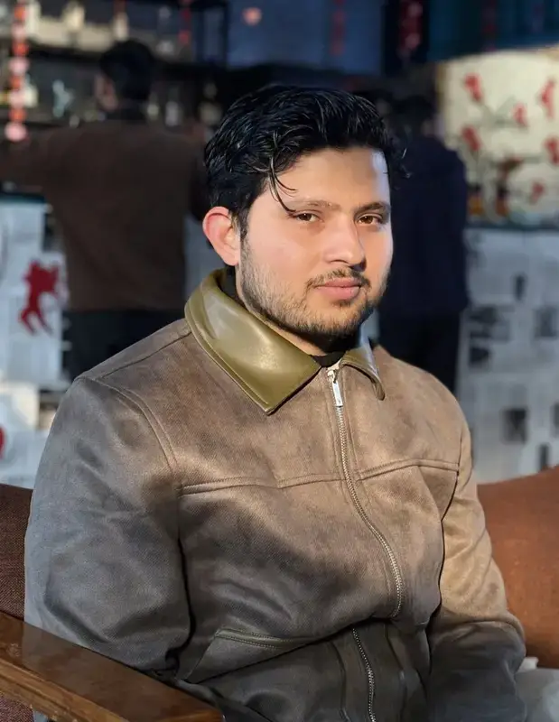 डा. रोशन/अविशेक काफ्ले
